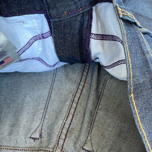 NYDJ Straight Leg Jeans -#1905 - Picture 9 of 12